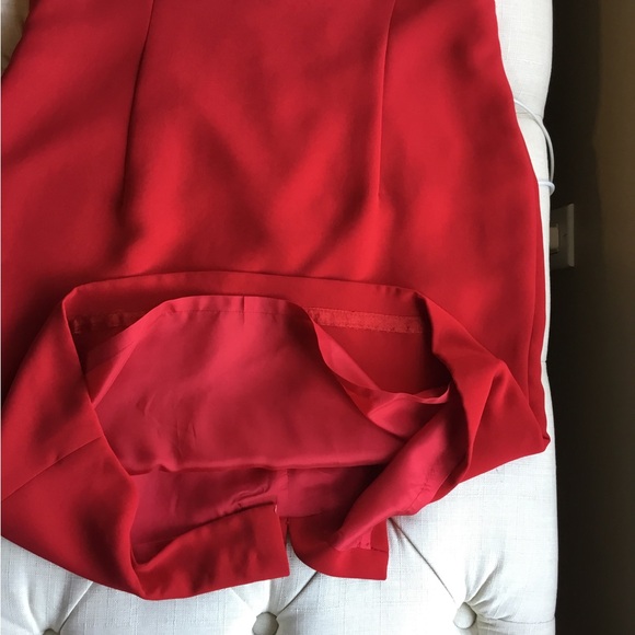 NWT Claiborne Red Dress - Sz 10 with jewelled brooch. - Picture 6 of 6